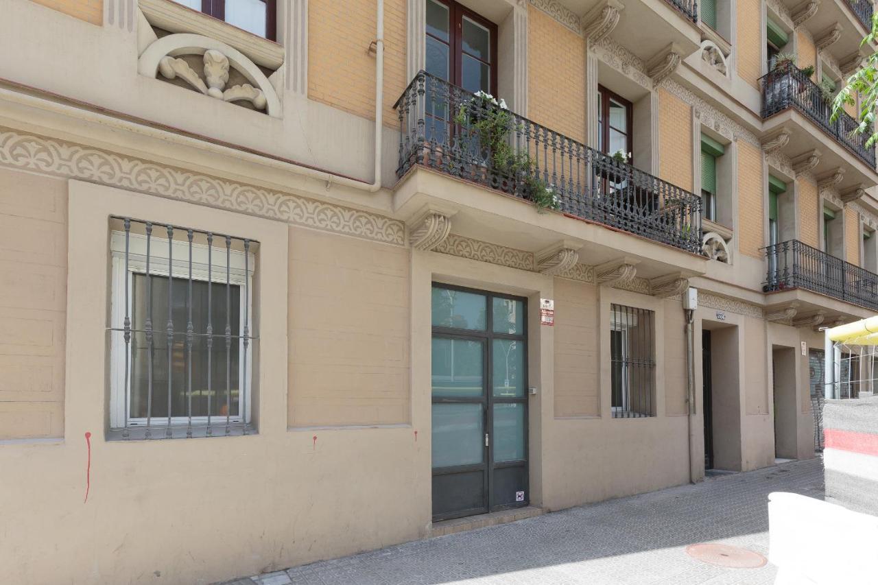Sagrada Familia Apartment Barcelona Exterior photo